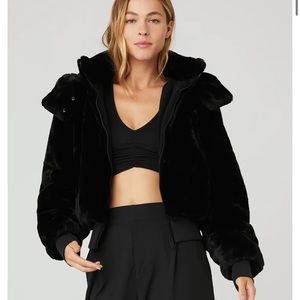Alo Yoga Faux Fur Foxy Jacket Black Size Small black